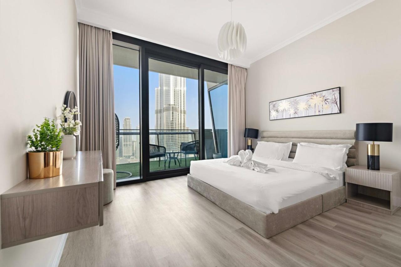 First Class 3Br With Full Burj Khalifa And Fountain View Дубай Экстерьер фото